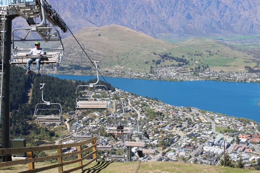 Chairlift above Queenstown and the lake